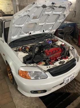 ہونڈا سوک - 2000