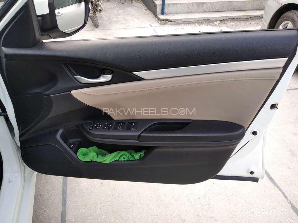 Honda Civic 2018 for Sale in Islamabad Honda Civic 2018 for Sale in Islamabad Image-17