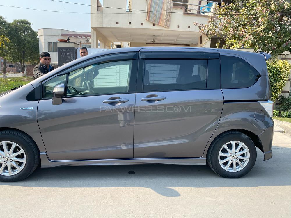ہونڈا فریڈ 2015 for Sale in گجرانوالہ ہونڈا فریڈ 2015 for Sale in گجرانوالہ Image-11