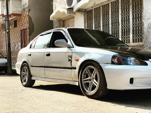 ہونڈا سوک - 1999