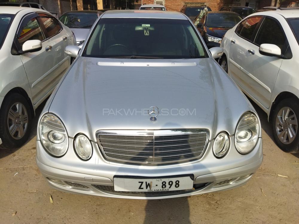 Mercedes Benz E Class 2005 for Sale in Gujranwala Image-1
