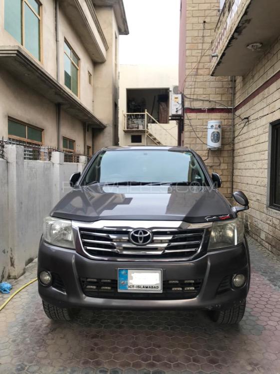 Toyota Hilux 2013 for Sale in Bhimber Image-1