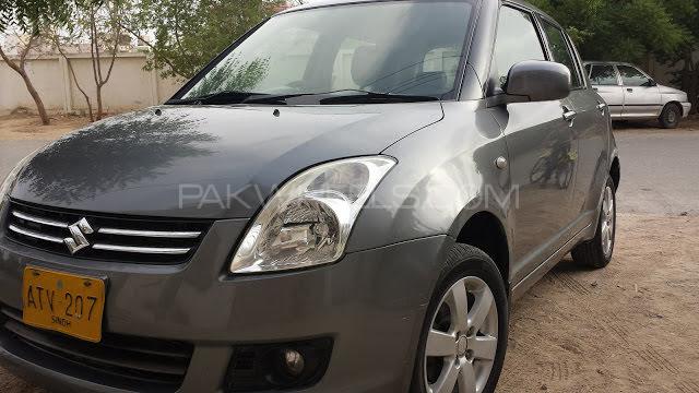 Suzuki Swift 2010 for Sale in Karachi Image-1