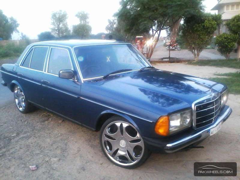 Mercedes Benz D Series 1978 for Sale in Faisalabad Image-1