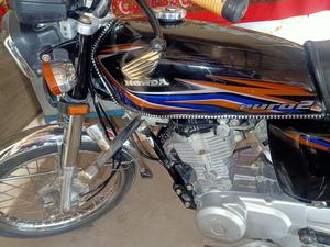 Used Honda Cg 125 18 Bike For Sale In Bahawalpur Pakwheels