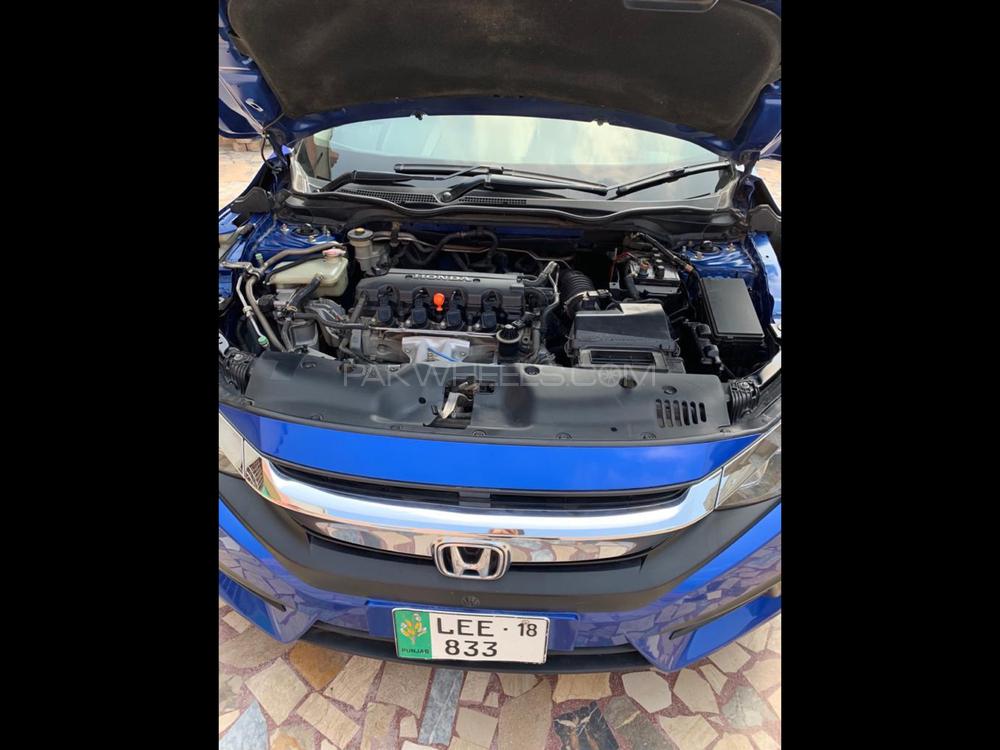 Honda Civic 2018 for Sale in Burewala Image-1