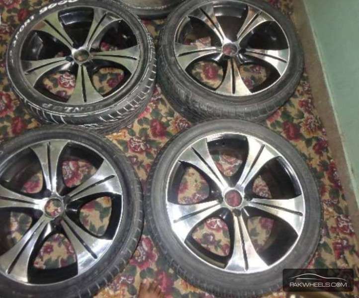 17'inch Tyre and Rims For Sale   Image-1