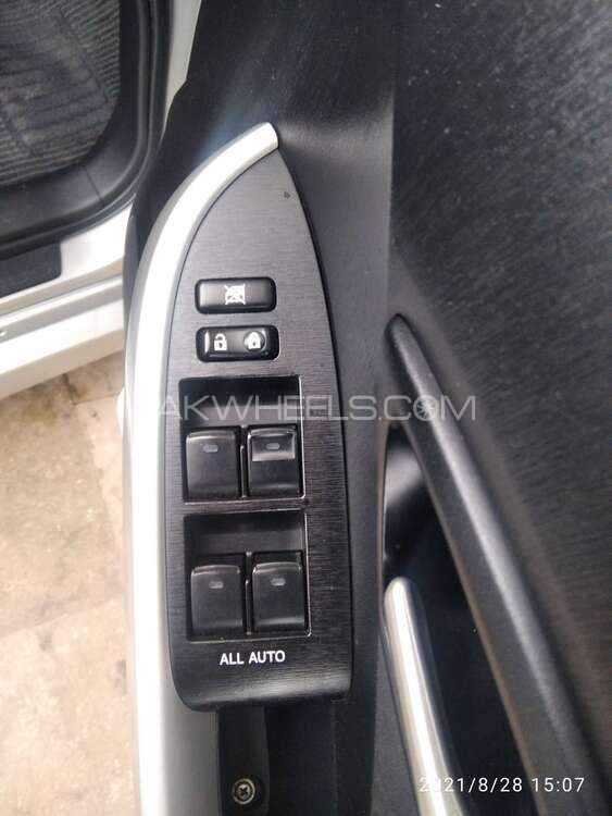 Toyota Prius 2014 for Sale in Islamabad Toyota Prius 2014 for Sale in Islamabad Image-21