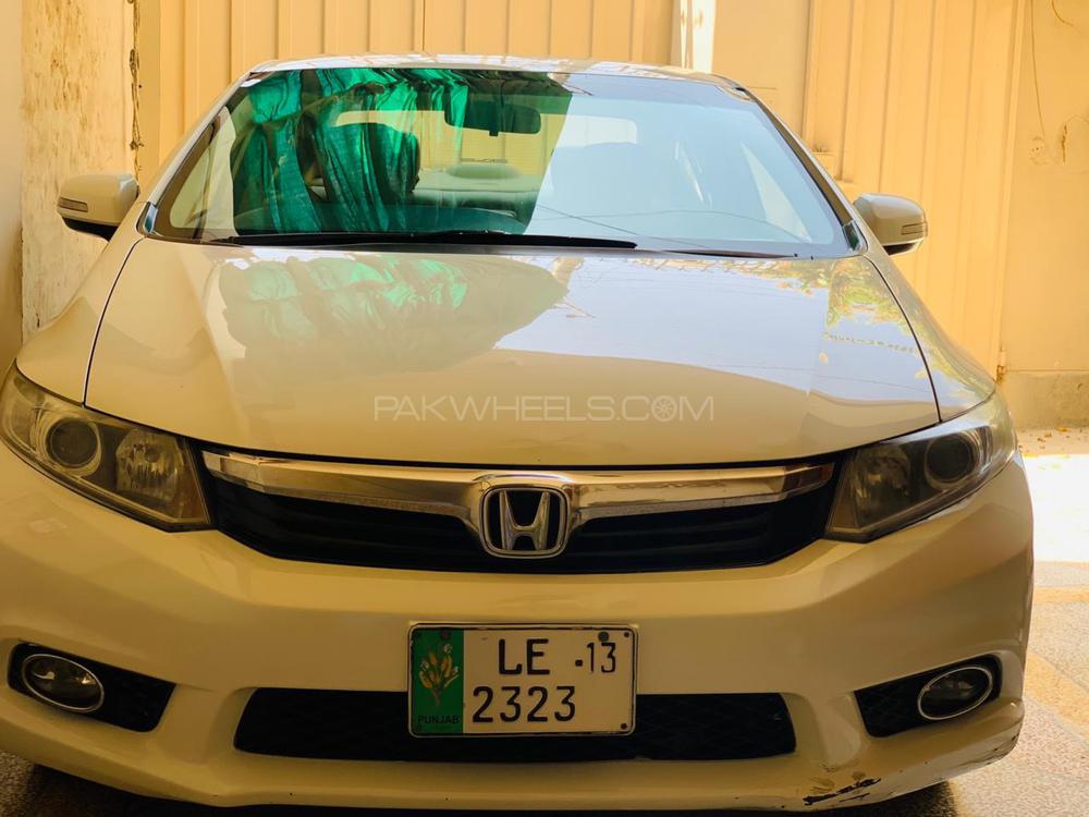 Honda Civic 2013 for Sale in Burewala Image-1