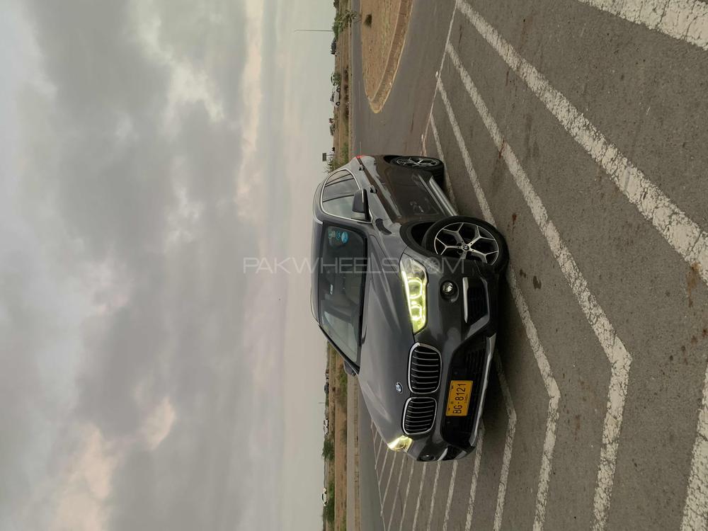 BMW X1 - 2018 Beamer Image-1