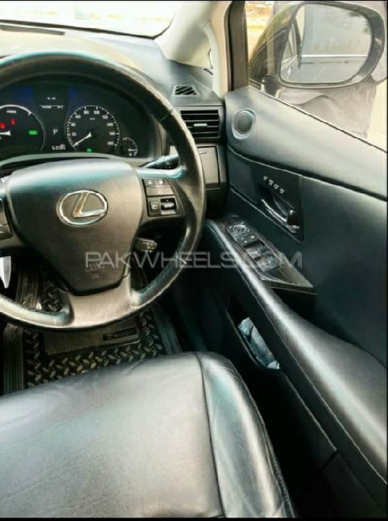 Lexus RX Series 2011 for Sale in Lahore Lexus RX Series 2011 for Sale in Lahore Image-7