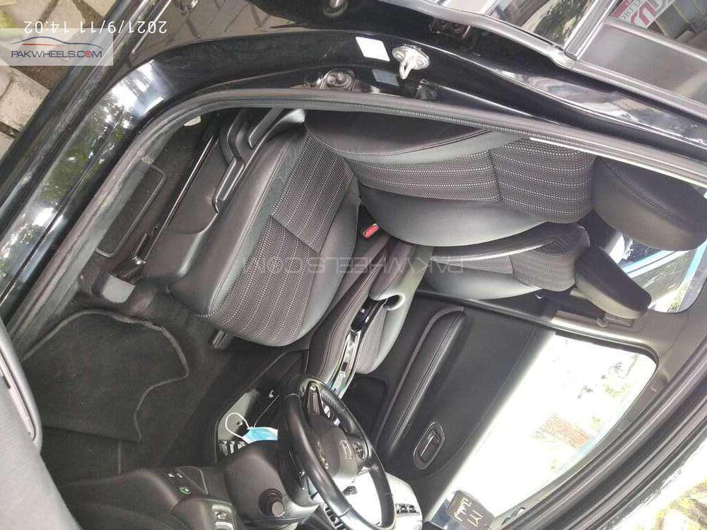 Honda Vezel 2015 for Sale in Islamabad Honda Vezel 2015 for Sale in Islamabad Image-11