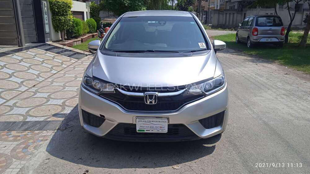 Honda Fit 2015 for Sale in Lahore Image-1