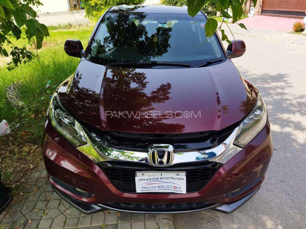 Honda Vezel 2014 for Sale in Islamabad Image-1