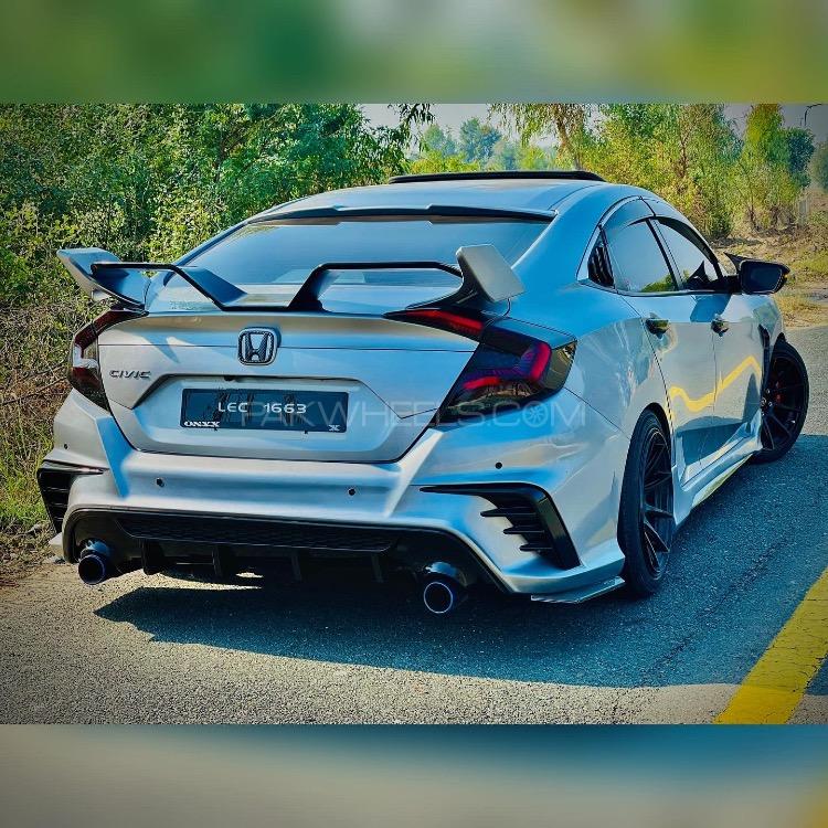 Honda Civic - 2017  Image-1