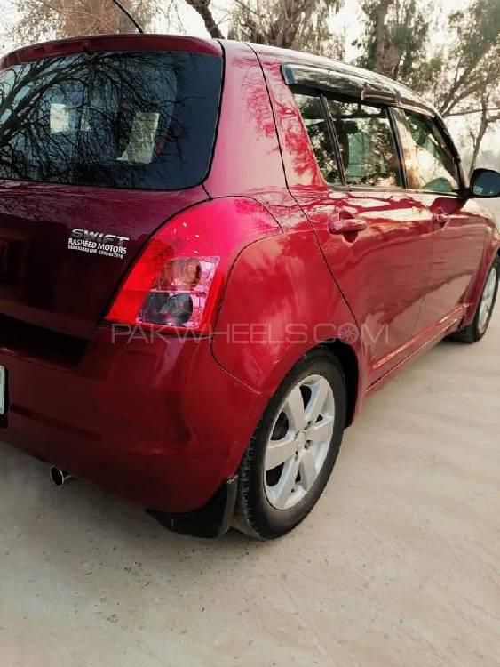 Suzuki Swift 2010 for Sale in Mardan Image-1