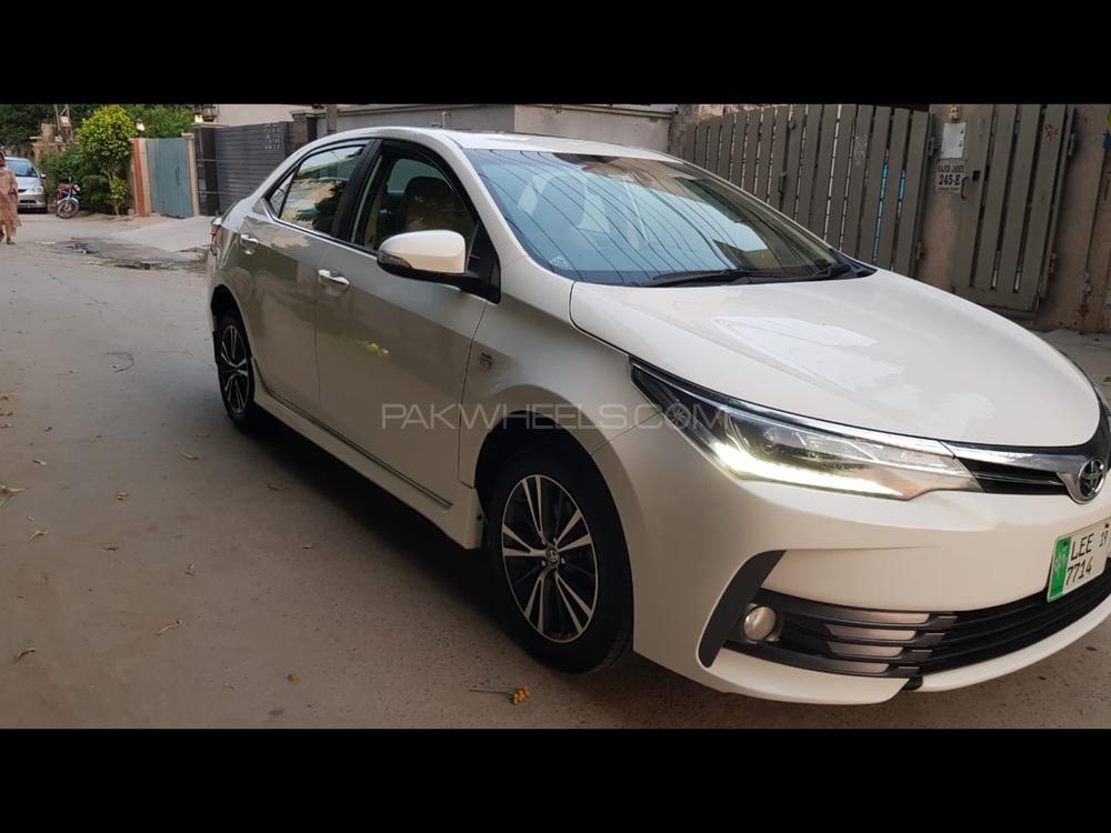 Toyota Corolla 2019 for Sale in Lahore Toyota Corolla 2019 for Sale in Lahore Image-4