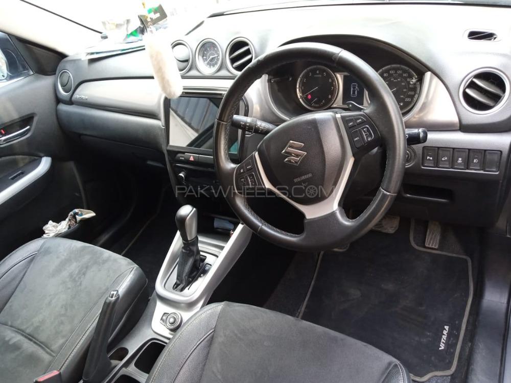 Suzuki Vitara 2017 for Sale in Karachi Suzuki Vitara 2017 for Sale in Karachi Image-8