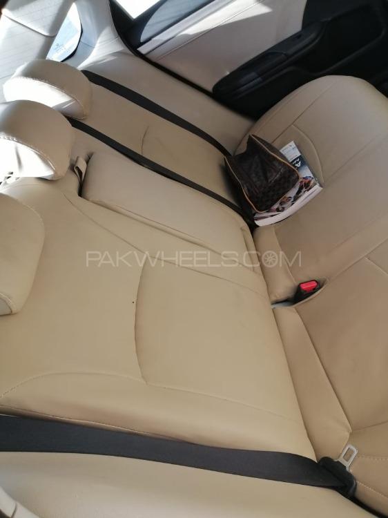 ہونڈا سوک 2017 for Sale in پشاور ہونڈا سوک 2017 for Sale in پشاور Image-6