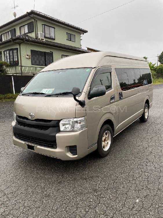Toyota Hiace 2016 for Sale in Mansehra Image-1