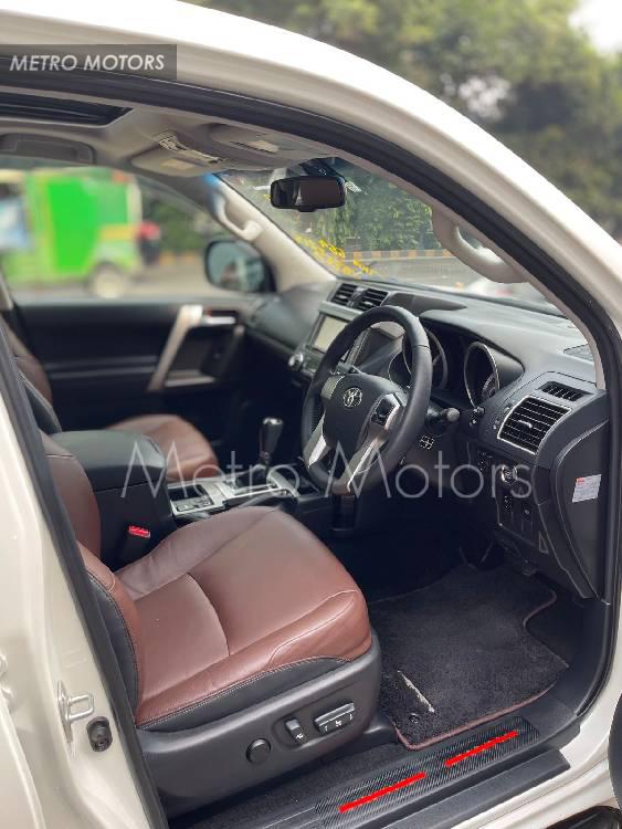 Toyota Prado 2016 for Sale in Lahore Toyota Prado 2016 for Sale in Lahore Image-6