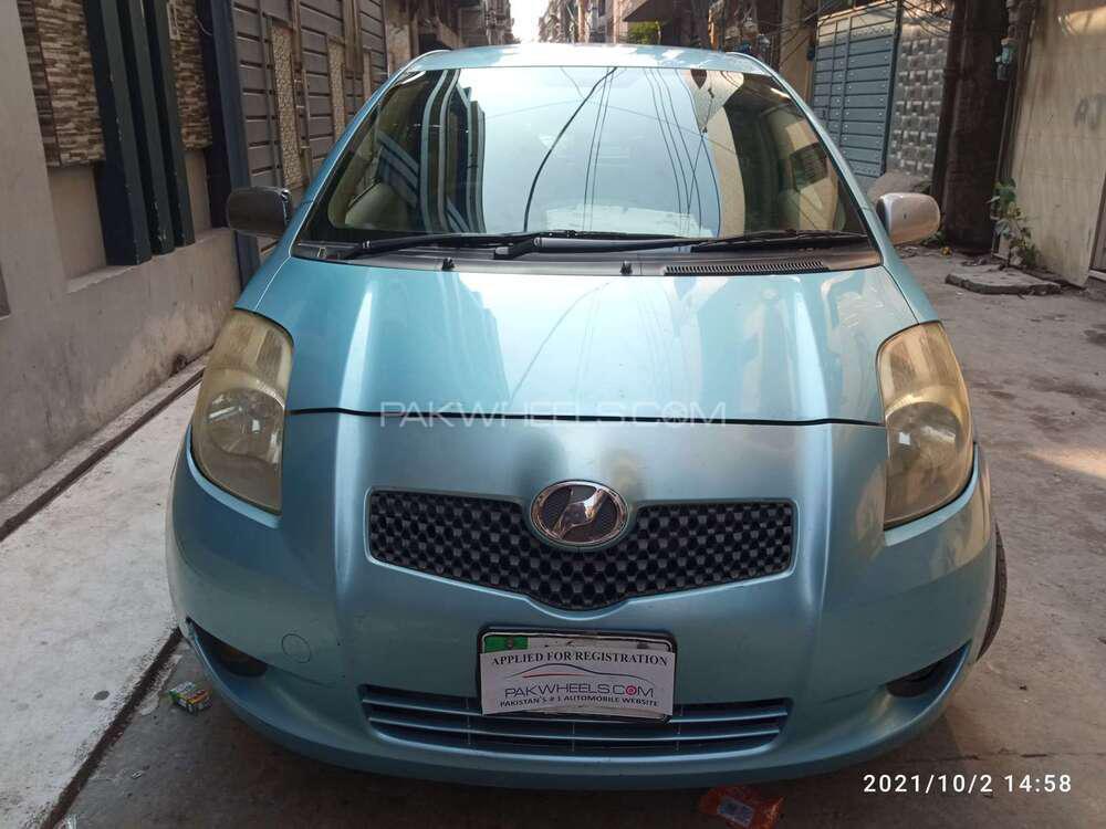 Toyota Vitz 2007 for Sale in Lahore Image-1