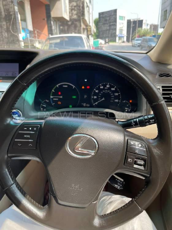 Lexus RX Series 2010 for Sale in Lahore Lexus RX Series 2010 for Sale in Lahore Image-8