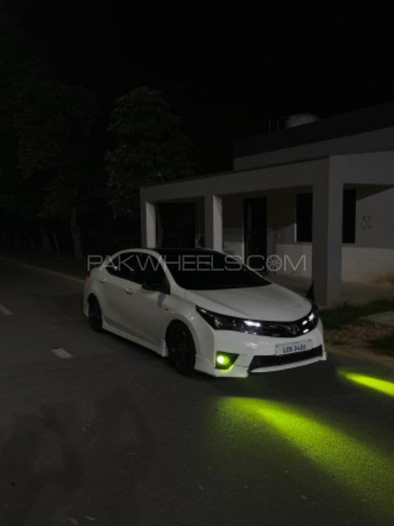 ٹویوٹا کرولا - 2015  ٹویوٹا کرولا - 2015  Image-2