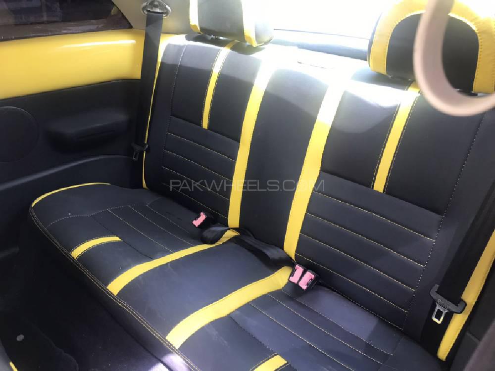 Volkswagen Beetle 2003 for Sale in Karachi Volkswagen Beetle 2003 for Sale in Karachi Image-6