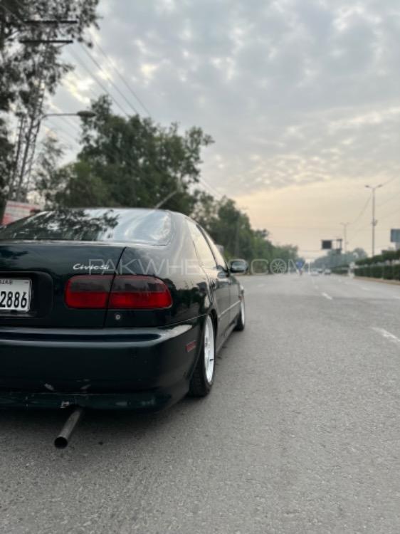 Honda Civic - 1995  Image-1