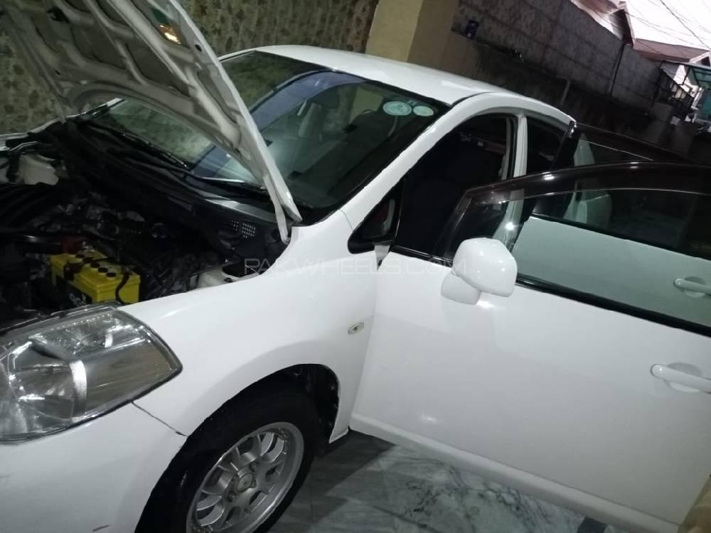Nissan Tiida 2007 for Sale in Abbottabad Nissan Tiida 2007 for Sale in Abbottabad Image-9