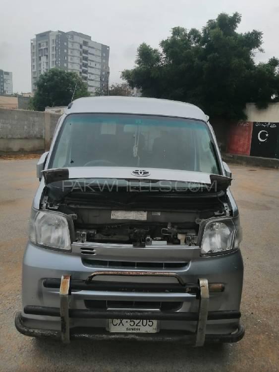 Toyota Pixis Van 2013 for Sale in Karachi Image-1