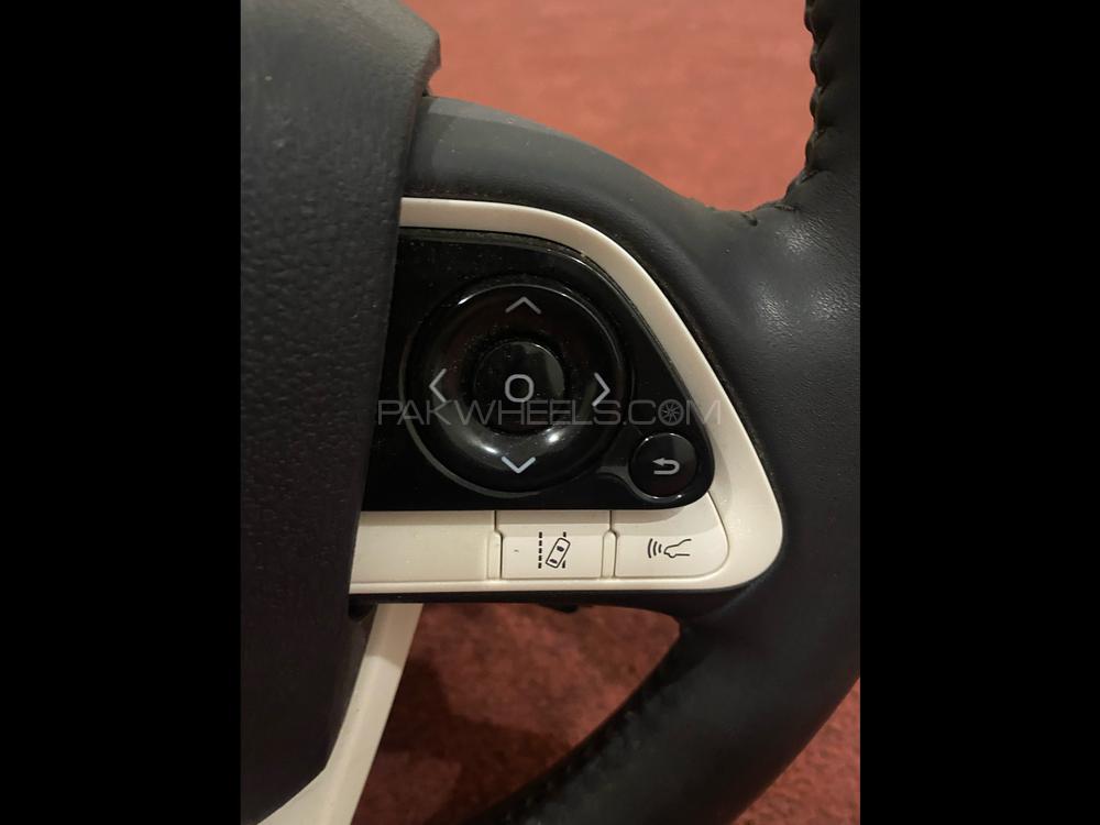 Toyota Prius airbag 2019 Toyota Prius airbag 2019 Image-3