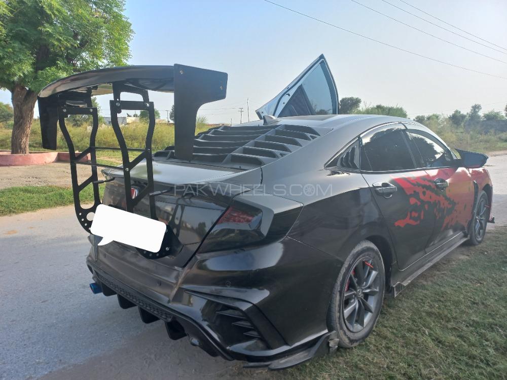 Honda Civic - 2020  Honda Civic - 2020  Image-3