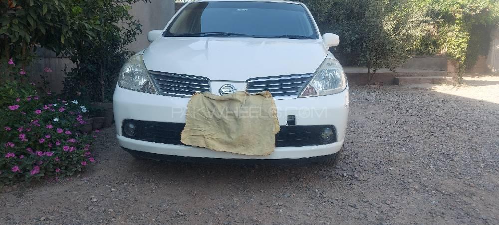 Nissan Tiida 2007 for Sale in Peshawar Image-1