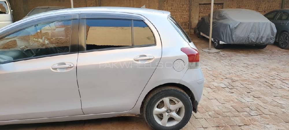 Toyota Vitz 2014 for Sale in Lahore Image-1