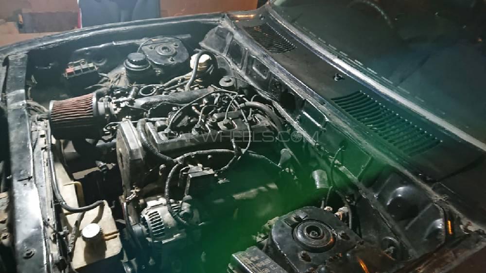 Mazda 929 1977 for Sale in Rawalpindi Mazda 929 1977 for Sale in Rawalpindi Image-9