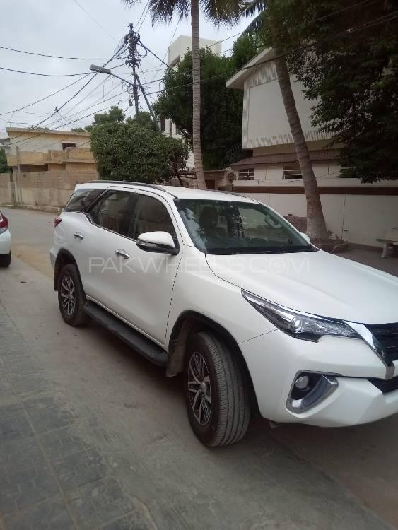 Toyota Fortuner 2017 for Sale in Multan Image-1