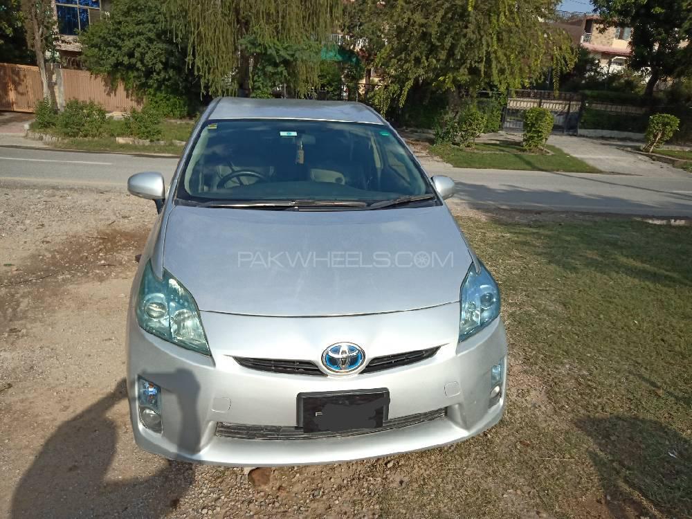 Toyota Prius Alpha 2011 for Sale in Islamabad Toyota Prius Alpha 2011 for Sale in Islamabad Image-5