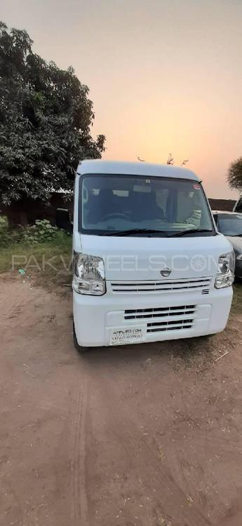 Nissan Clipper 2015 for Sale in Pir mahal Image-1