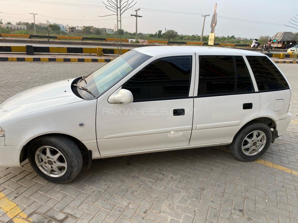 Suzuki Cultus 2016 for Sale in Hyderabad Suzuki Cultus 2016 for Sale in Hyderabad Image-6