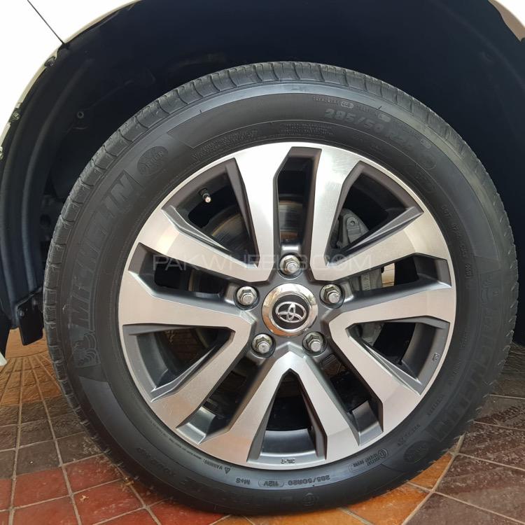 Toyota Land Cruiser 2010 for Sale in Faisalabad Toyota Land Cruiser 2010 for Sale in Faisalabad Image-14