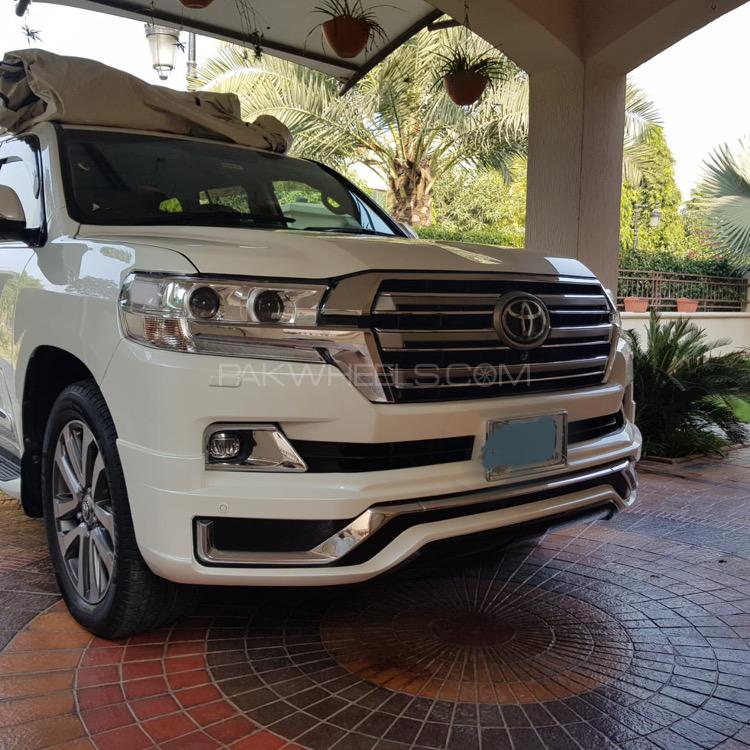 Toyota Land Cruiser 2010 for Sale in Faisalabad Toyota Land Cruiser 2010 for Sale in Faisalabad Image-3