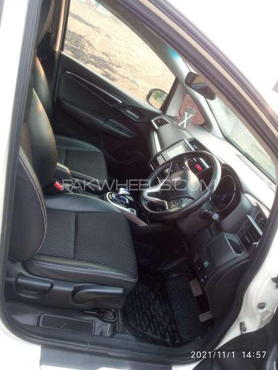 Honda Fit 2013 for Sale in Lahore Honda Fit 2013 for Sale in Lahore Image-13