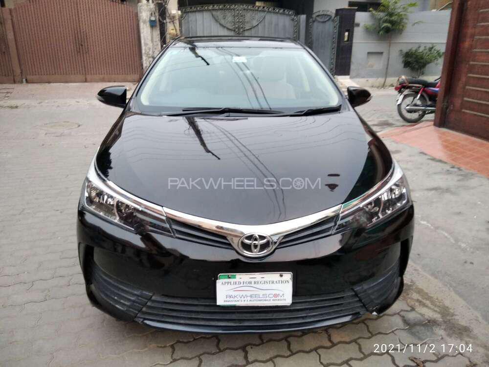 Toyota Corolla GLi Automatic 1.3 VVTi 2017 for sale in Lahore | PakWheels