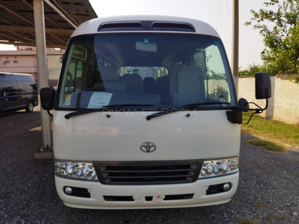 Toyota Coaster 2016 for Sale in Gujranwala Image-1