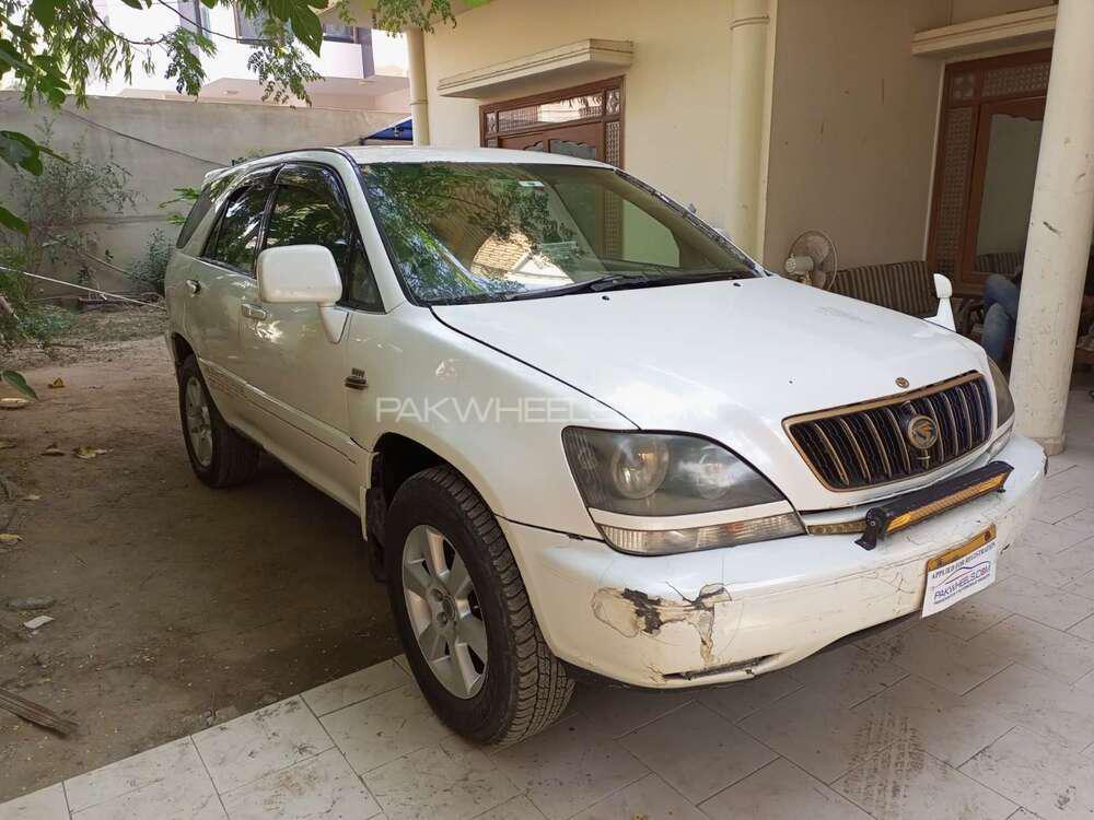 Toyota Harrier 2003 for Sale in Karachi Toyota Harrier 2003 for Sale in Karachi Image-2