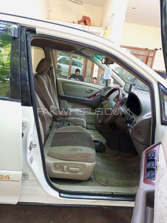 Toyota Harrier 2003 for Sale in Karachi Toyota Harrier 2003 for Sale in Karachi Image-10