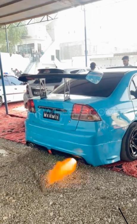Honda Civic - 2004  Image-1