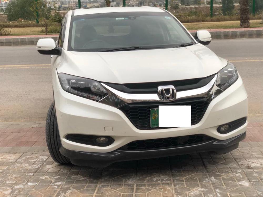 Honda Vezel 2015 for Sale in Lahore Image-1